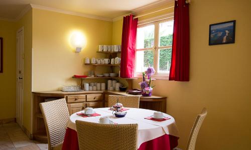 Hôtel Le Dauphin - photo 3